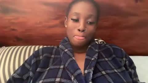 Snapshot of betty_fire_ chatting on 07/07/26, 09:57 Adah online show from 07/07/26, 09:57