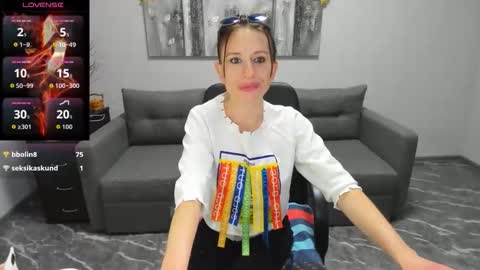 Betty online show from 04/11/26, 06:51