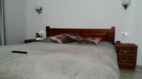 betty_sw online show from 11/23/25, 12:16