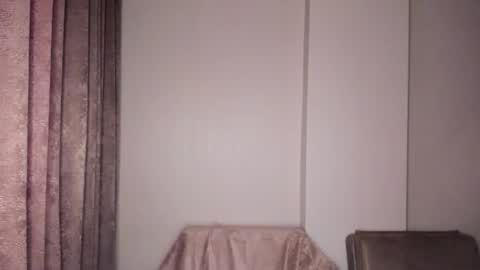 Snapshot of betty_witchy chatting on 07/07/26, 06:47 Dory make me happier online show from 07/07/26, 06:47