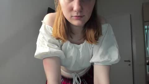 Snapshot of betty_witchy chatting on 08/01/26, 03:39 Dory make me happier online show from 08/01/26, 03:39