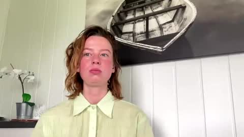 Snapshot of bettydesire chatting on 07/06/26, 07:27 Betty online show from 07/06/26, 07:27