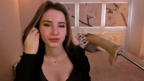 Snapshot of bettyrouse chatting on 01/14/25, 05:08 Betty online show from 01/14/25, 05:08