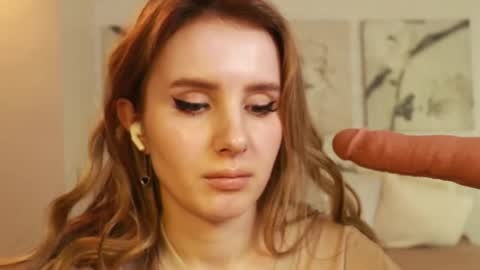 Snapshot of bettyrouse chatting on 02/27/25, 12:54 Betty online show from 02/27/25, 12:54