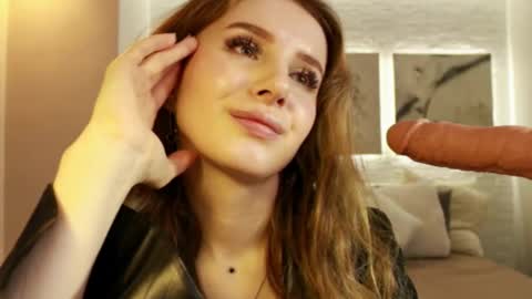 Snapshot of bettyrouse chatting on 03/07/25, 12:04 Betty online show from 03/07/25, 12:04