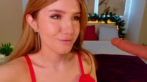 Snapshot of bettyrouse chatting on 12/14/25, 08:57 Betty online show from 12/14/25, 08:57