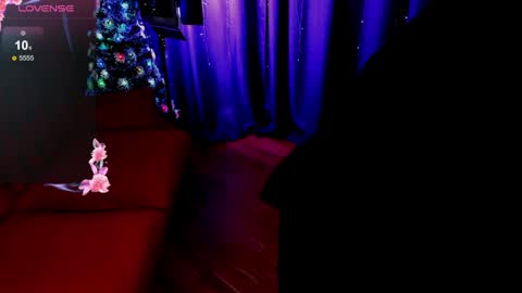 Snapshot of bever_ly chatting on 12/26/24, 10:48 Beverl y online show from 12/26/24, 10:48