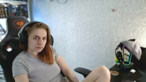 beverly_yay online show from 04/23/26, 12:29