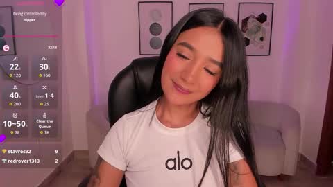 beverlyy johnson online show from 12/18/25, 04:18