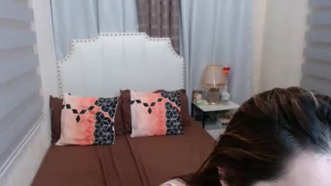 Nixie online show from 02/17/26, 01:46