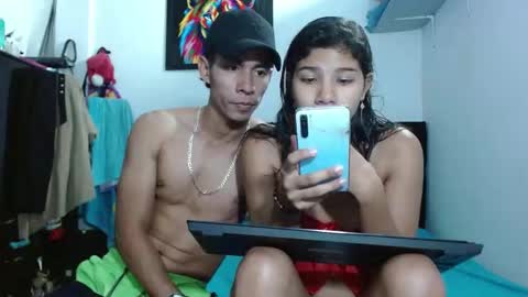 Snapshot of beyonce_21 chatting on 01/11/25, 12:44 beyonce_21 online show from 01/11/25, 12:44