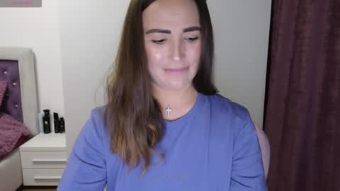   BeyonceDoll       Twitter DollBeyonce    online show from 03/11/26, 07:53