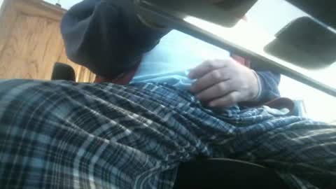 Snapshot of bgf32054 chatting on 01/20/25, 02:14 Bigfish123 online show from 01/20/25, 02:14