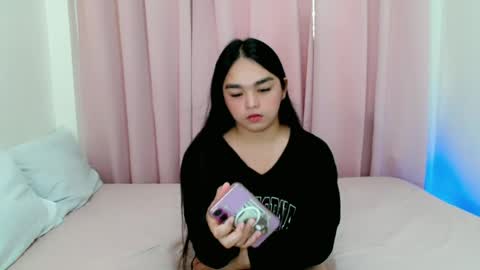 Snapshot of bhabytrans69 chatting on 06/11/26, 11:36 BHABY 3 online show from 06/11/26, 11:36