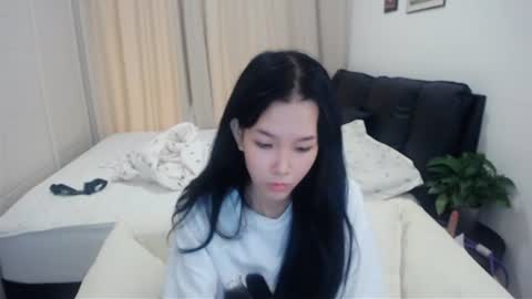 bhwuyulian online show from 06/09/26, 03:40