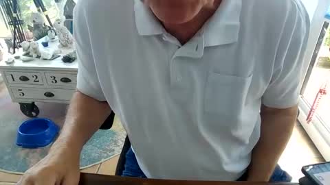 Snapshot of bi_and_more chatting on 06/03/26, 10:07 Manfred online show from 06/03/26, 10:07