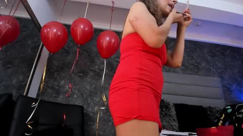 Snapshot of bianca_bella_ chatting on 02/14/25, 07:12 BESHA... online show from 02/14/25, 07:12