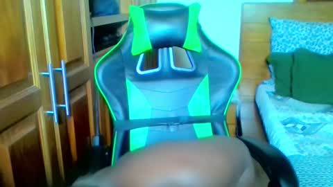 Snapshot of bianca_ebony chatting on 12/02/24, 07:16 bianca ebony online show from 12/02/24, 07:16