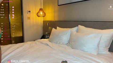 Bianca  online show from 10/21/25, 04:08