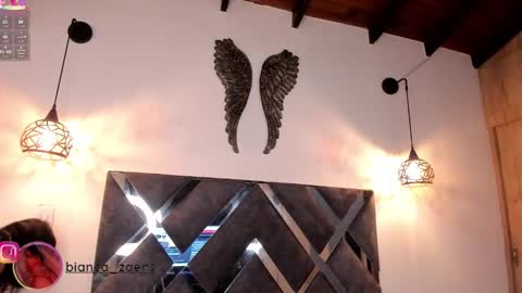 Snapshot of bianca_zaens1 chatting on 01/16/26, 11:25 B I A N C A online show from 01/16/26, 11:25