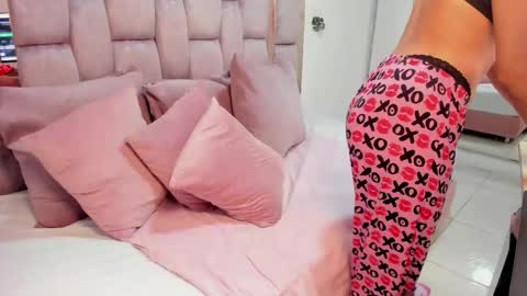 Snapshot of biancaa_naviss chatting on 11/06/25, 09:59 biancaa_naviss online show from 11/06/25, 09:59