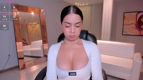 Snapshot of biancapierce_ chatting on 02/09/25, 02:40 Bianca Pierce online show from 02/09/25, 02:40