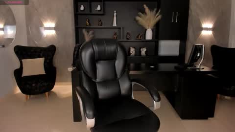 Snapshot of biancapierce_ chatting on 09/10/25, 11:54 Bianca Pierce online show from 09/10/25, 11:54
