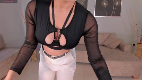 Snapshot of biancapierce_ chatting on 10/04/25, 11:52 Bianca Pierce online show from 10/04/25, 11:52