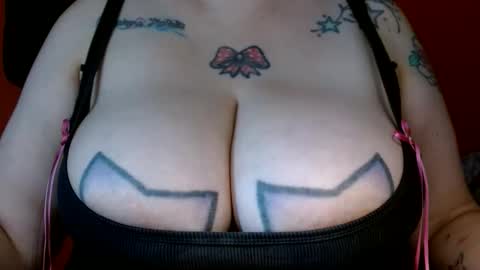 Snapshot of bianka_star_ chatting on 04/25/26, 01:52 bianca online show from 04/25/26, 01:52