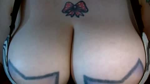 Snapshot of bianka_star_ chatting on 05/13/26, 12:35 bianca online show from 05/13/26, 12:35