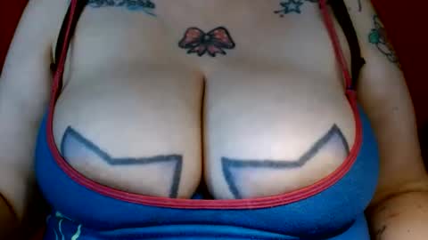 Snapshot of bianka_star_ chatting on 05/26/26, 02:35 bianca online show from 05/26/26, 02:35