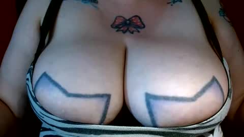 Snapshot of bianka_star_ chatting on 06/07/26, 09:18 bianca online show from 06/07/26, 09:18