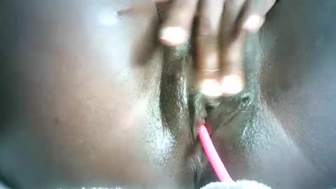 Snapshot of biass_ebony234 chatting on 02/14/25, 04:26 pretty online show from 02/14/25, 04:26