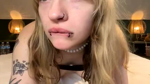 Ellie  online show from 02/15/26, 07:54