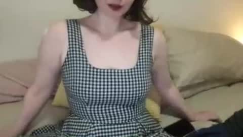 Rose online show from 06/15/26, 11:51