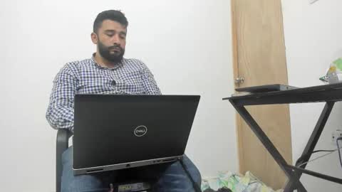 Snapshot of big_dad69 chatting on 11/09/25, 10:30 Tommy online show from 11/09/25, 10:30