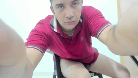 Snapshot of big_dad69 chatting on 11/26/25, 12:17 Tommy online show from 11/26/25, 12:17