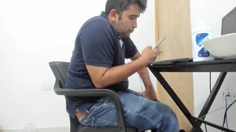 Snapshot of big_dad69 chatting on 11/30/25, 07:23 Tommy online show from 11/30/25, 07:23