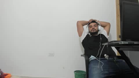 Tommy online show from 12/19/25, 08:54