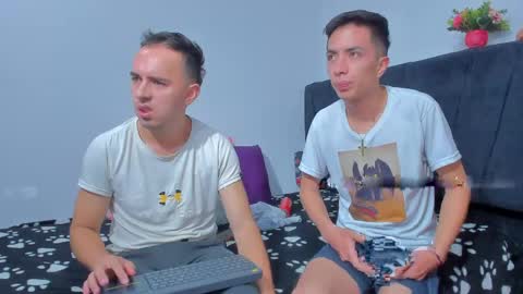 john and cris online show from 04/21/26, 02:45