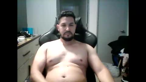 latinBoyHuge online show from 12/18/24, 01:12