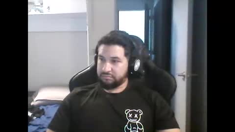 latinBoyHuge online show from 03/17/26, 05:27