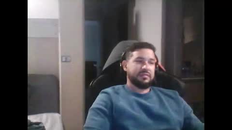 latinBoyHuge online show from 06/09/26, 06:19