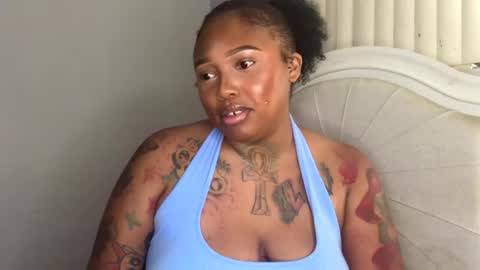 Snapshot of big_lavish chatting on 07/22/26, 03:31 Big Lavish online show from 07/22/26, 03:31