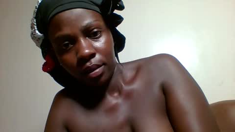 Snapshot of bigass_berry chatting on 02/07/26, 02:04 bigass online show from 02/07/26, 02:04