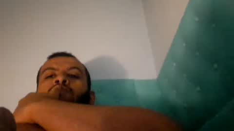 Snapshot of bigassboyfr chatting on 01/18/25, 04:48 bigassboyfr online show from 01/18/25, 04:48