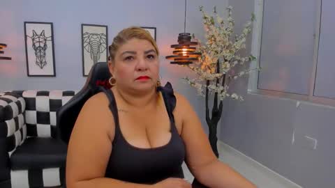 BigAssMaturee online show from 11/28/25, 11:57