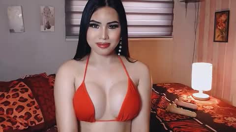 Snapshot of bigassslutdoll chatting on 02/12/26, 07:58 Mia online show from 02/12/26, 07:58