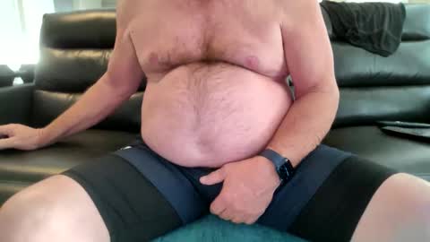 Snapshot of bigballls59 chatting on 10/06/25, 11:02 bigballls59 online show from 10/06/25, 11:02