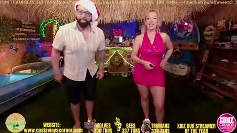 Snapshot of bigbananamilfshake chatting on 12/14/25, 05:57 Mya and Angelo online show from 12/14/25, 05:57